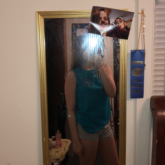 Tank - Picture 2 of 3